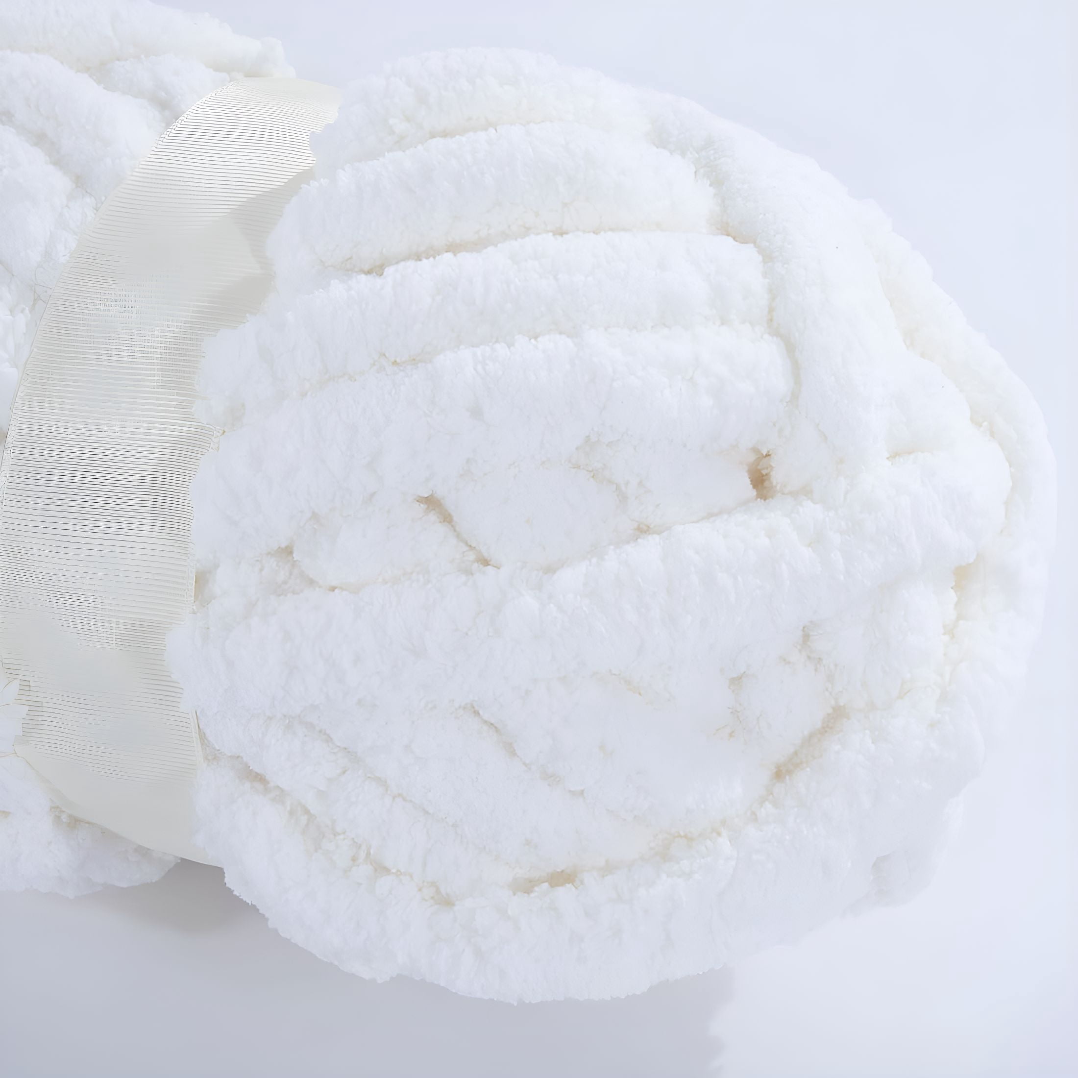 DESIGNICE 2026 New Chunky Yarn for Crocheting 1/2/4 Pack,Fluffy Jumbo Chenille Yarn,Super Soft Plush Yarn for Hand Woven Diy Crafts,Giant Thick Fuzzy Yarn for Hand Knitting(27 Yds,8 Oz Each Skein)