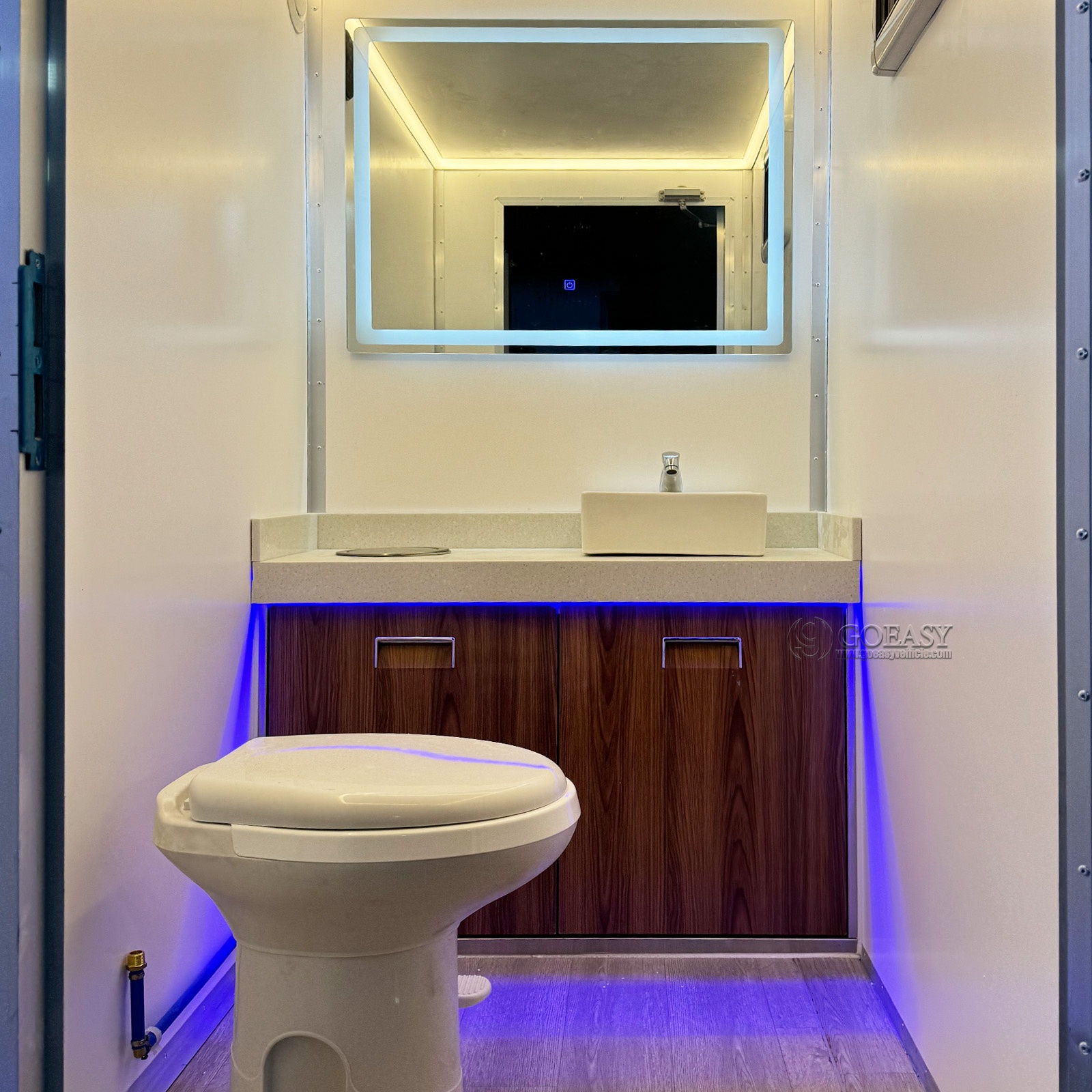 Goeay Vehicle 4-Stall Portable Restroom Trailer Luxury Portable Bathroom Trailer Mobile Toilet Trailer Portable Restroom Outdoor Camping Bathroom Truck Camping Toilet for Car