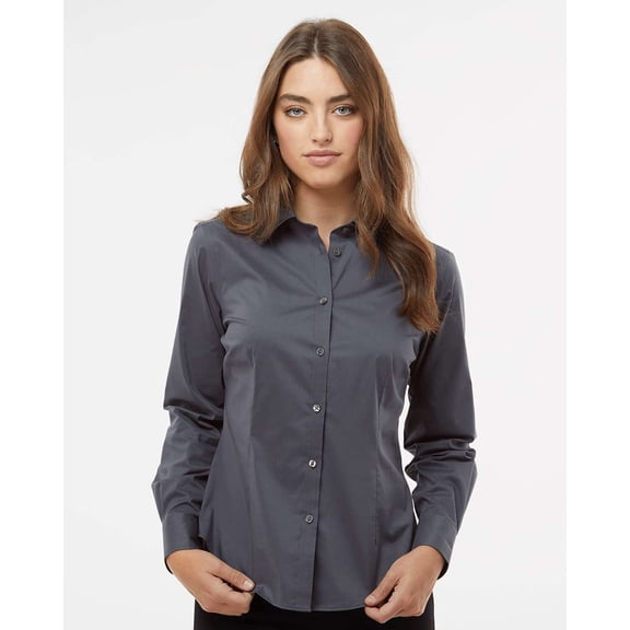 Van Heusen Women�'s Stainshield Essential Shirt