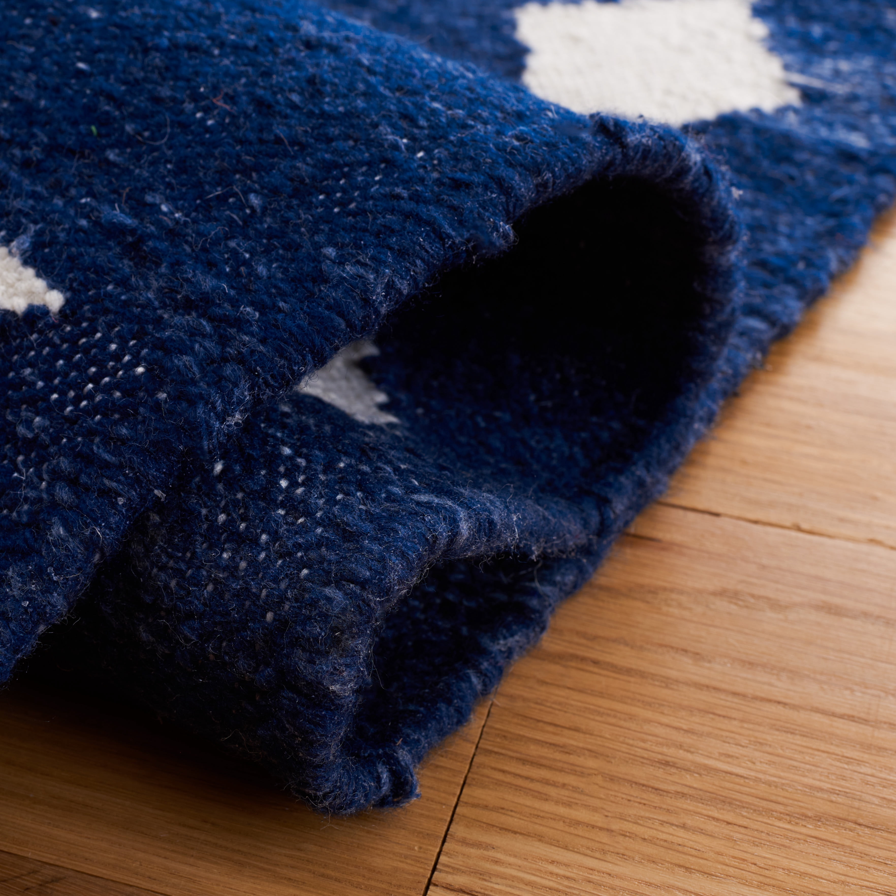 SAFAVIEH Kilim Trochez Geometric Area Rug, Navy/Ivory, 8' x 10'