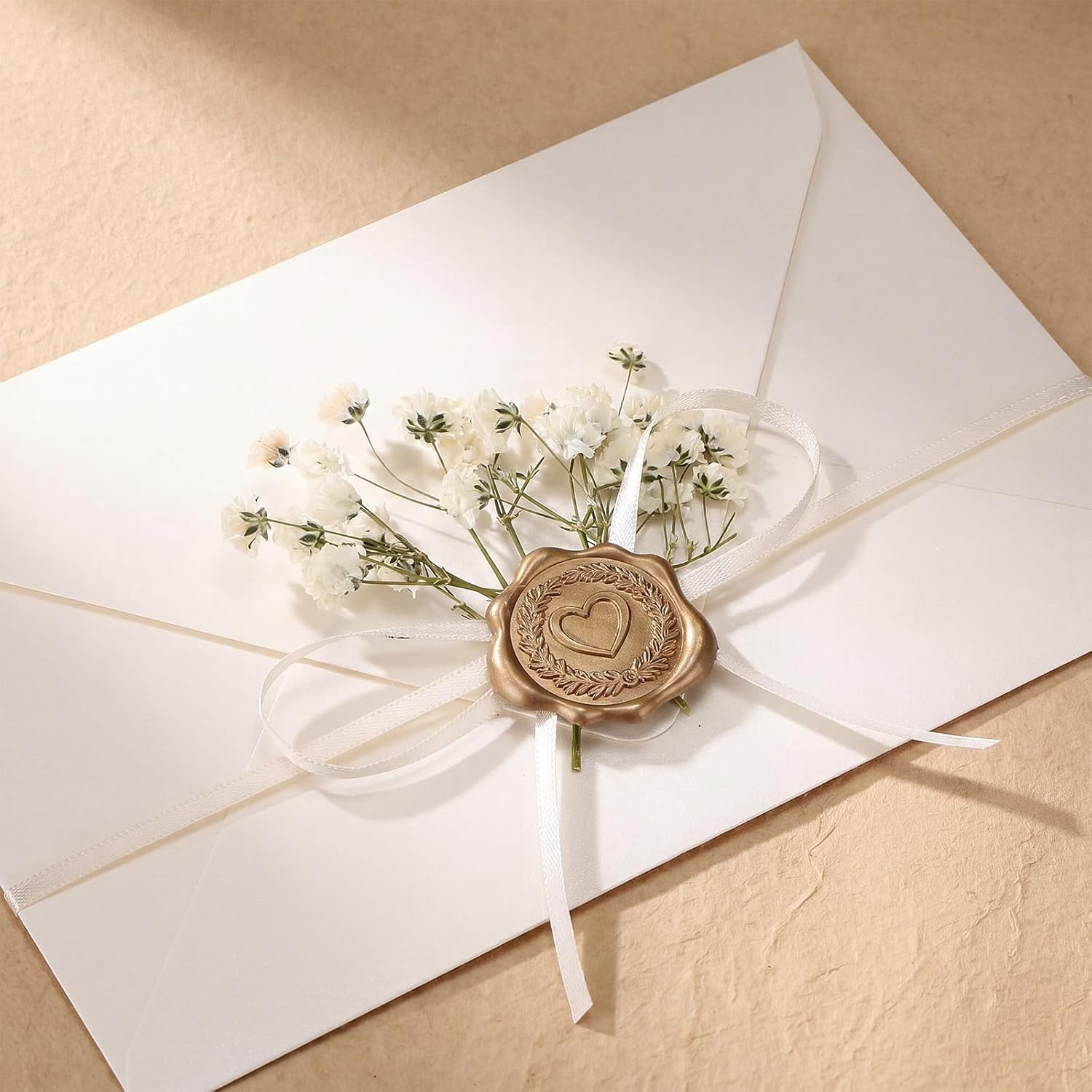 50 Sets Wedding Invitations Wraps Set Include Envelope for 5 x 7 Inch Invitations Self Adhesive Gold Wax Seal Sticker Dried Flowers for DIY Photos Cards Dining Table(Elegant,Beige)