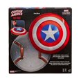 thumbnail image 2 of Escudo Marvel Legends Series Capitán América, 2 of 4