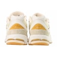 thumbnail image 5 of New Balance 2002R Conversations Among US beige Chaussures de Course Unisexes, 5 of 5