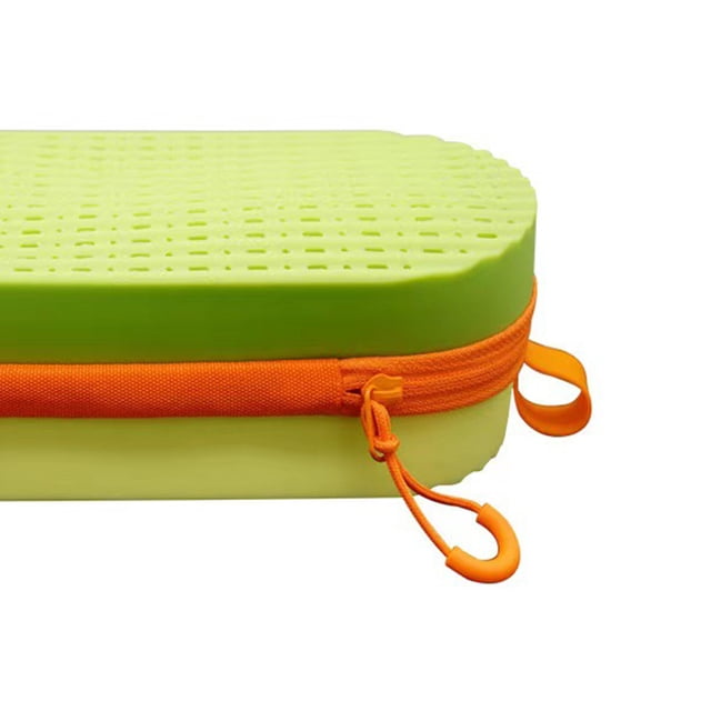 Estuche para gafas de natación Estuche de silicona para gafas con clip y orificios de drenaje para hombres, mujeres y niños