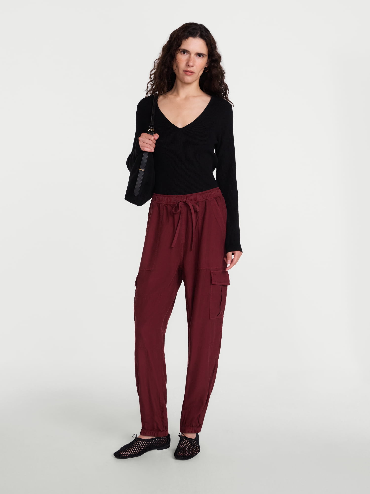 Scenario Women's Soft Fluid Cargo Joggers, 28" Inseam, Sizes XS-XXXL