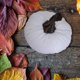 thumbnail image 4 of Elegante escultura de calabaza para escritorio, adorno de mesa para el otoño y Acción de Gracias, 4 of 7