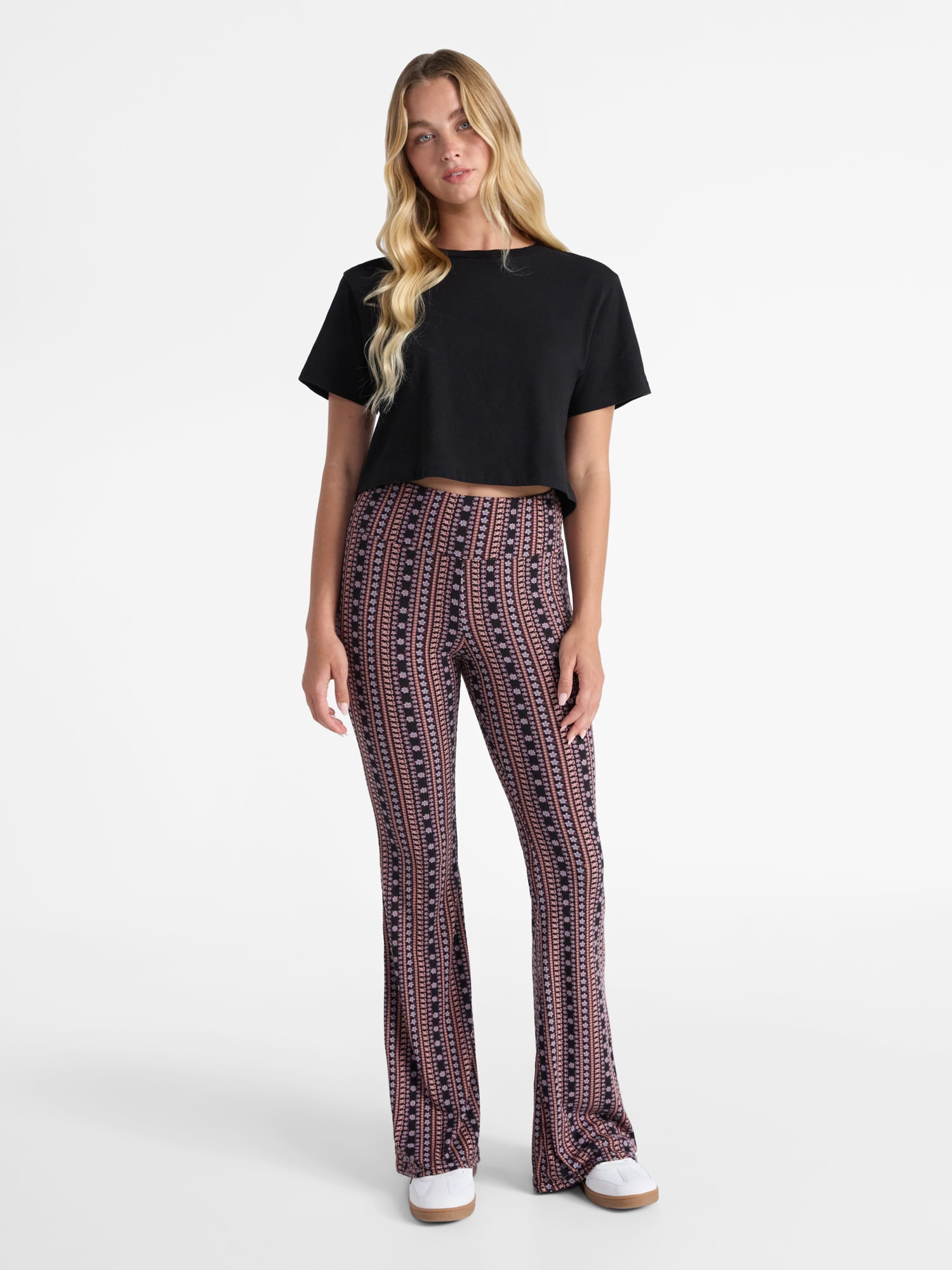 No Boundaries Flare Pants and 2-Pack, Women's and Women’s Plus