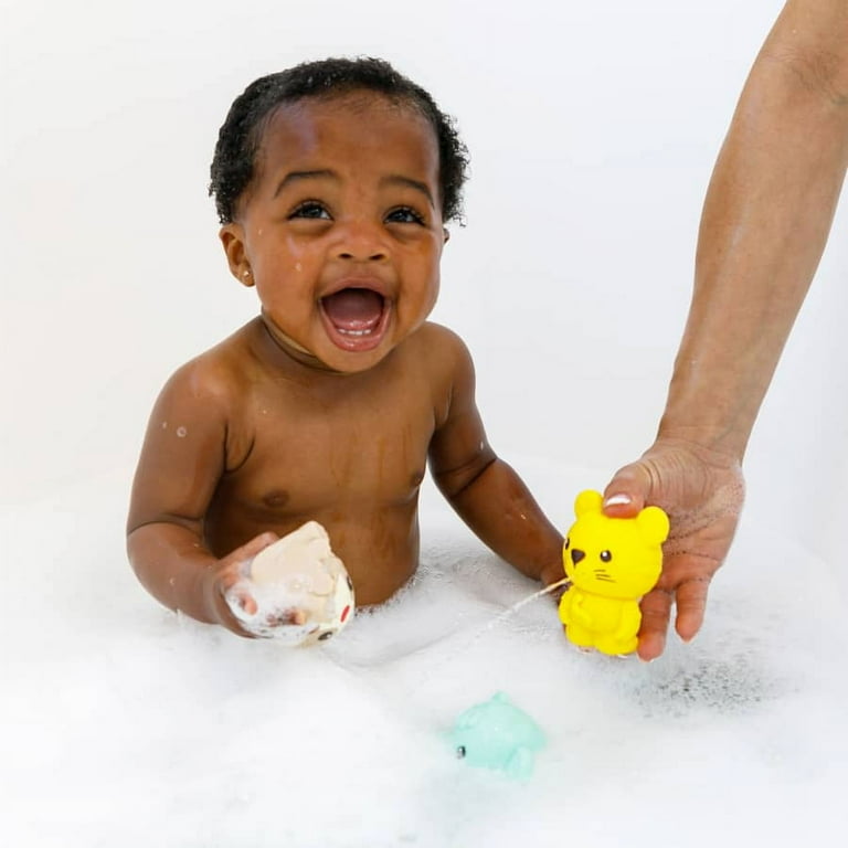 Infantino Easy Clean Bath Squirters, 6-12 Months