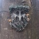 thumbnail image 1 of Estatua de árbol de Hombre Viejo, Abrazador de árbol, Decoración de Jardín de Hadas Libre shamjiam escultura de cara de árbol de resina, 1 of 8