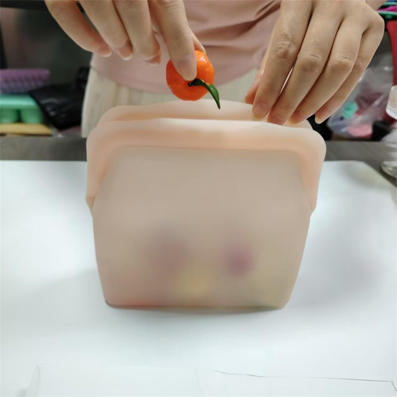 Everbag Silicone Storage, Ever Bag Food Storage, Leak-Proof Upright Freezer Bags, Odor-Proof, High-Temperature Resistant, Reusable Silicone Storage Bags (Purple, 600ml)