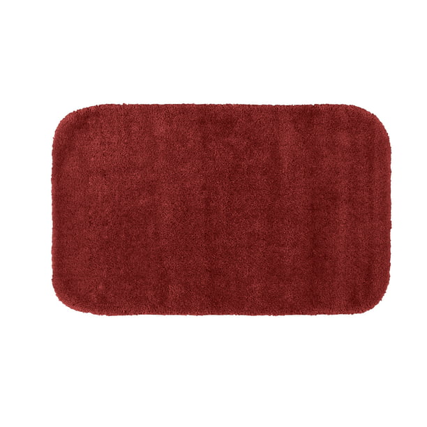 Garland Rug Traditional 24 in. x 40 in. Plush Nylon Washable Bath Rug Chili  Pepper Red