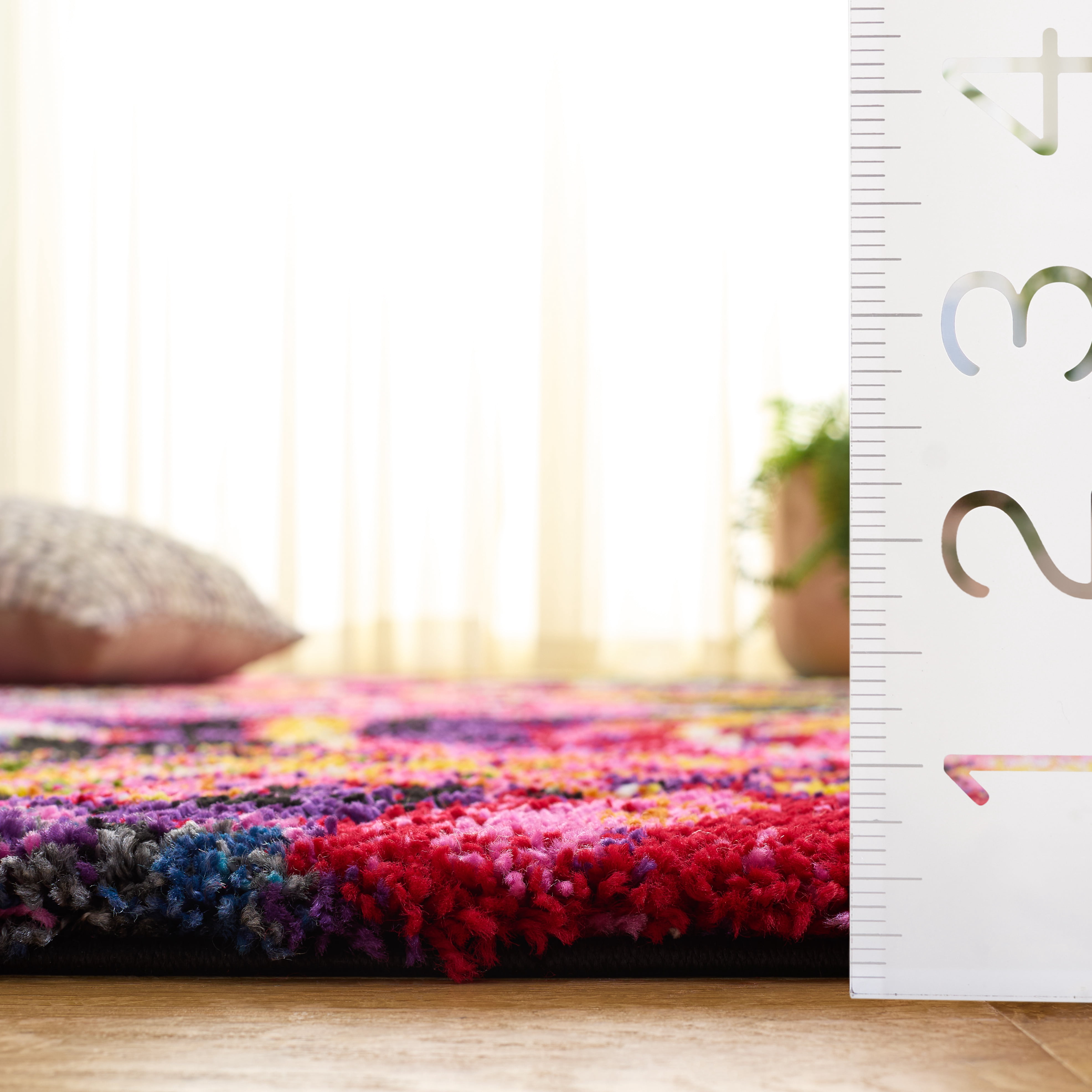 Safavieh Fiesta Anabella Floral Shag Area Rug, Fuchsia/Multi, 9' x 12'