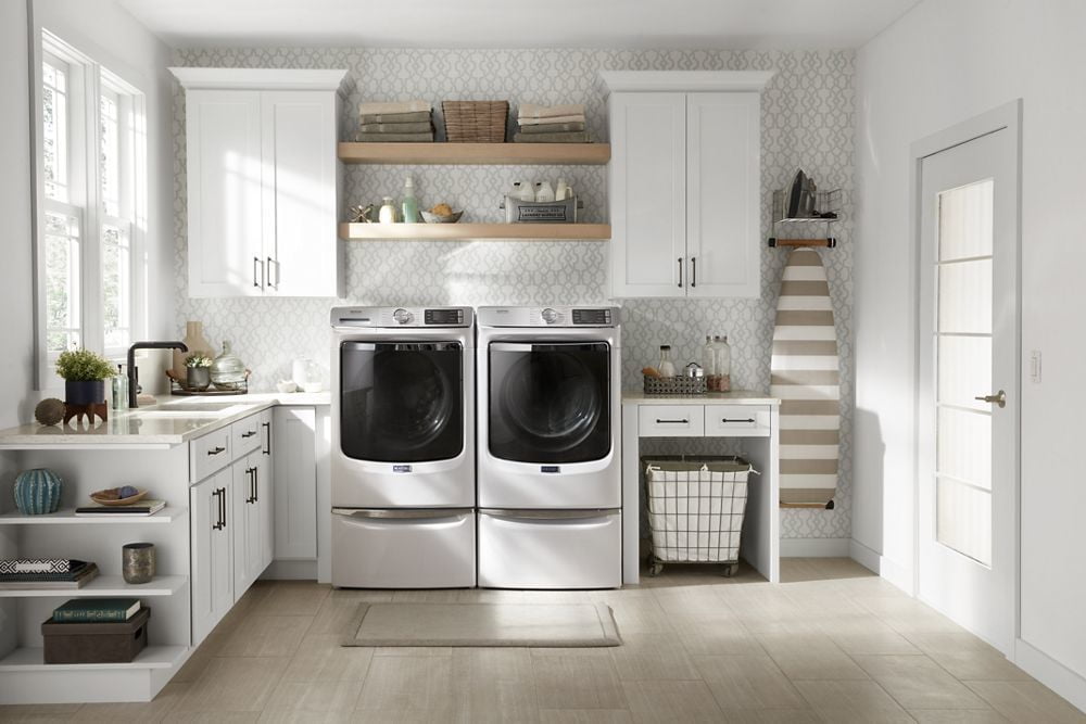 MAYTAG MHW8630HW Smart Front Load Washer with Extra Power and 24-Hr Fresh Hold(R) option - 5.0 cu. ft.