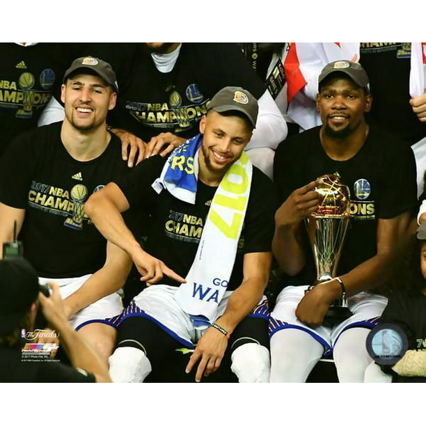 Klay Thompson, Stephen Curry, Kevin Durant celebrate winning Game 5 of ...