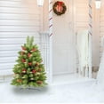 thumbnail image 1 of AHMT Arbre de Noël 30 Pouces Pré-Illuminé Allée Porche Arbres de Noël Pré-Illumination DEL à Piles Décor de Noël Extérieur pour Entrée Entrée de Garage, Cour, Jardin, Baies Rouges, Pommes de Pin(E), 1 of 6