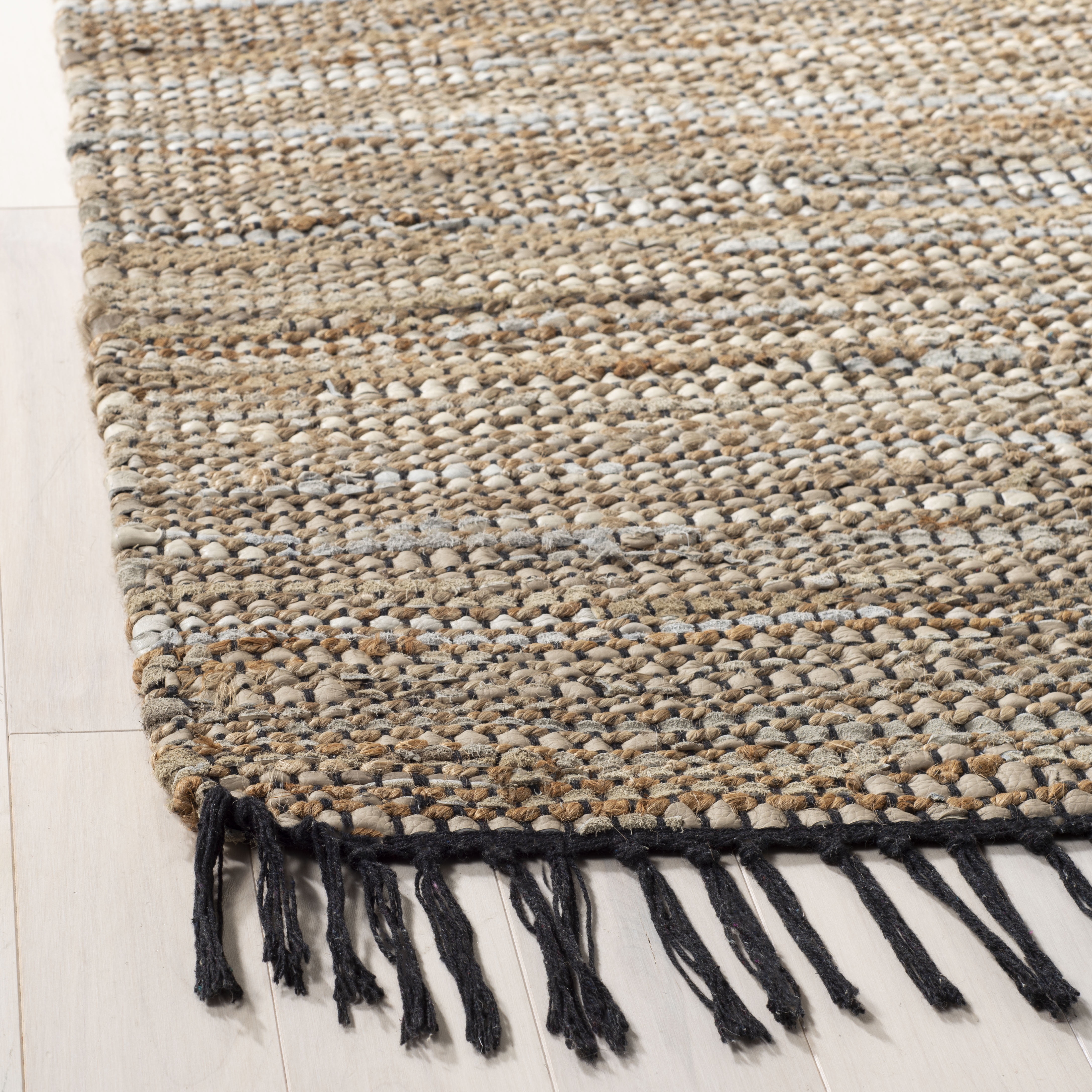 SAFAVIEH Vintage Leather Zharko Solid Braided Fringe Area Rug, Beige, 6' x 6' Square