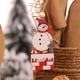 thumbnail image 5 of Paquete de 2 piezas de madera navideñas colgantes decorativos Injueey Muñeco de nieve de pie, 5 of 6