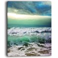 thumbnail image 2 of Vagues Moussantes Vertes et Ciel Bleu, 2 of 3