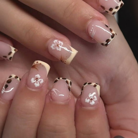 Square Press on Nails Flower Fake Nails on Nails in 12 Sizes,24 Pcs French Nails Tips for Nails Art Decorations