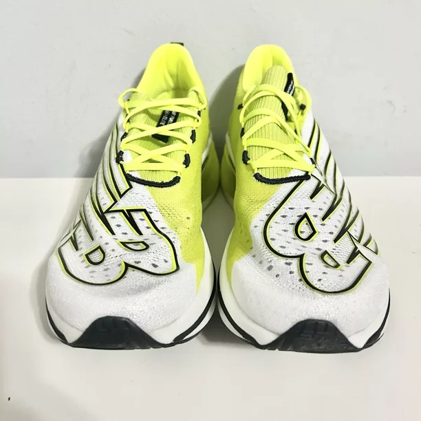 New Balance FuelCell SuperComp Elite v3 Men display picture 2