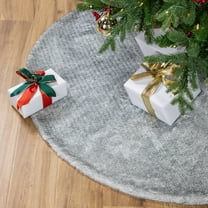 Northlight Silver Fox Faux Fur Christmas Tree Skirt - 48"