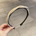 thumbnail image 1 of Diadema marrón de otoño e invierno para mujer, paquete de cabello con calavera alta, banda para el cabello a presión superior que combina con el tocado de horquilla para viajes al aire libre, 1 of 5