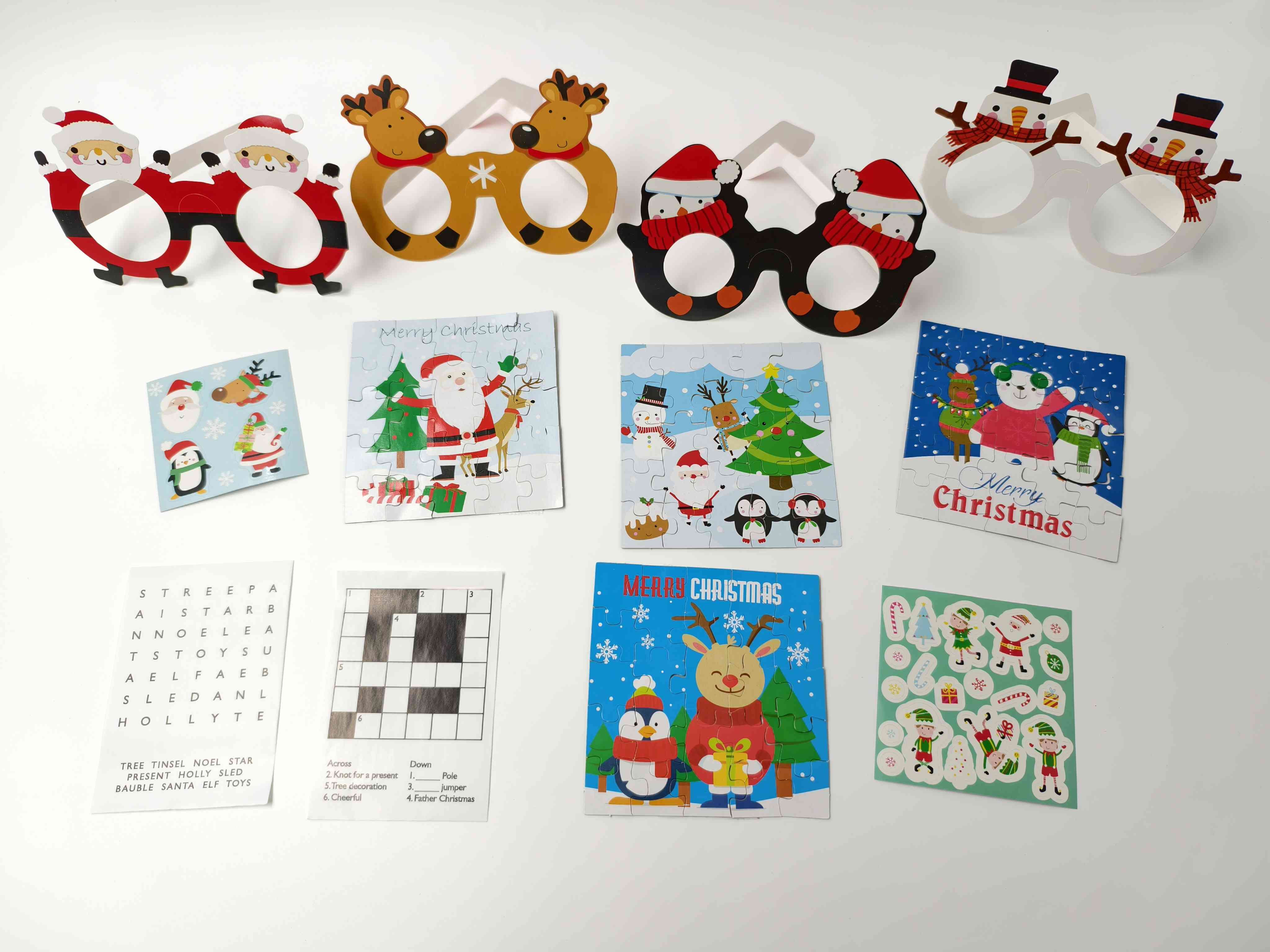 Lot de 12 crackers de Noël familiaux Holiday Time, motif flocons de neige argentés, multicolore HOLIDAY TIME PL 12PK FAM CRA SILVER