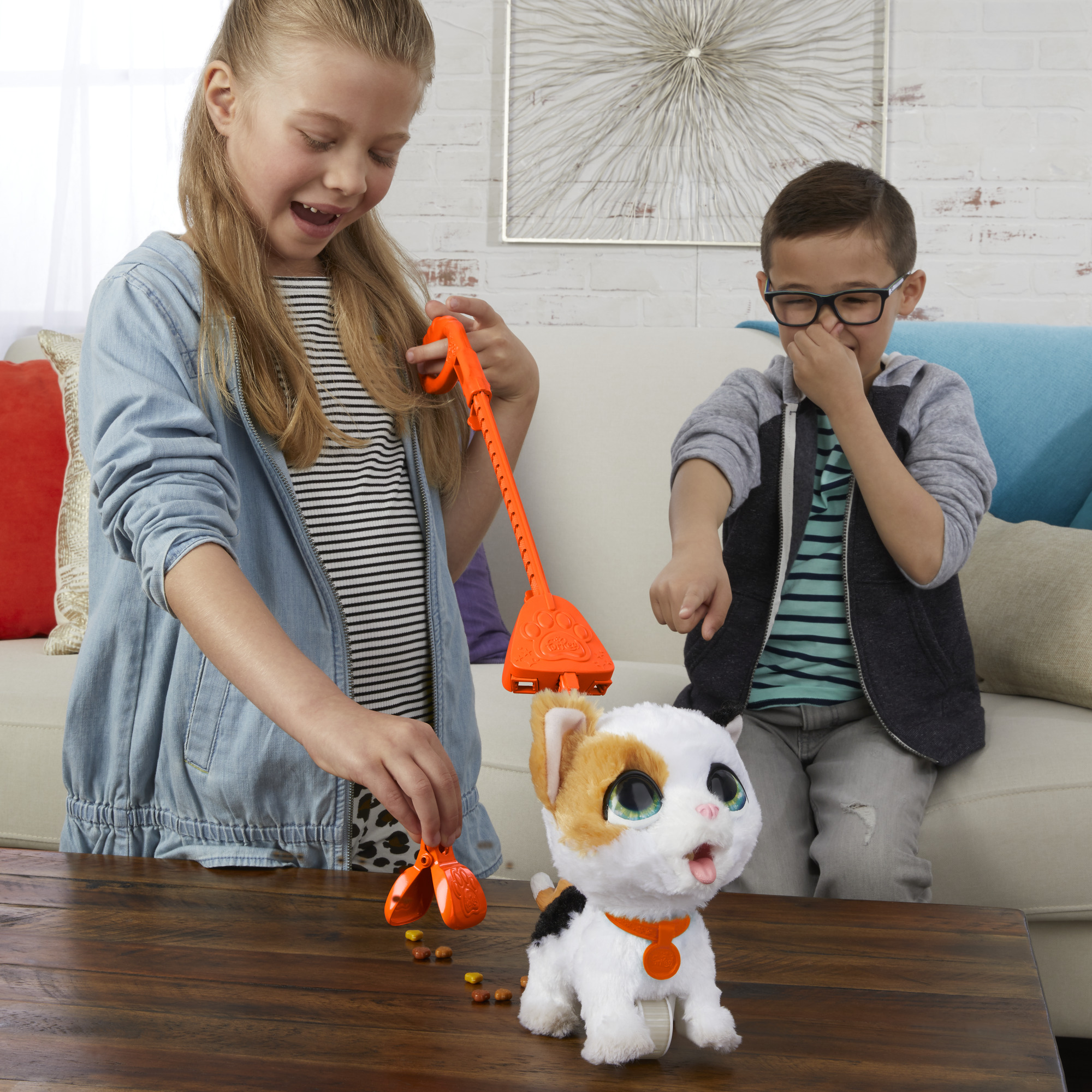 furReal Poopalots Electronic Pet Kitty, Interactive, Connectible Leash, Kids Toy for Boys & Girls Ages 3+ - image 4 of 7
