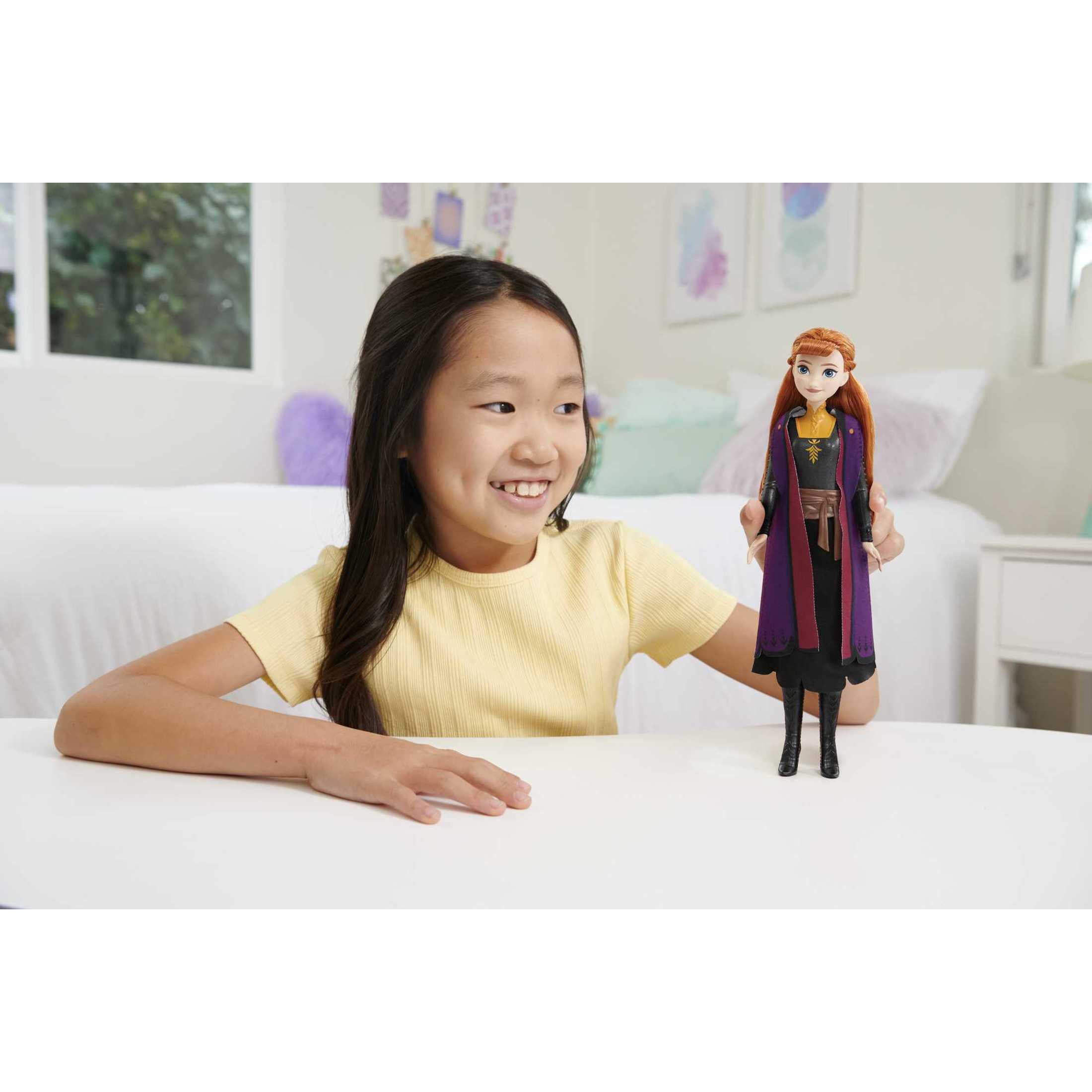 Disney Frozen Anna Fashion Doll & Accessory, Toy Inspired by the Movie Disney Frozen 2