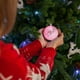 thumbnail image 4 of Juego de adornos de Navidad rosa claro de 6 piezas - 6cm, 4 of 6