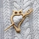 thumbnail image 5 of Broches para mujer, alfiler de madera para chal, broches para suéter, broche de músico, broche de madera para tejer, 5 of 5