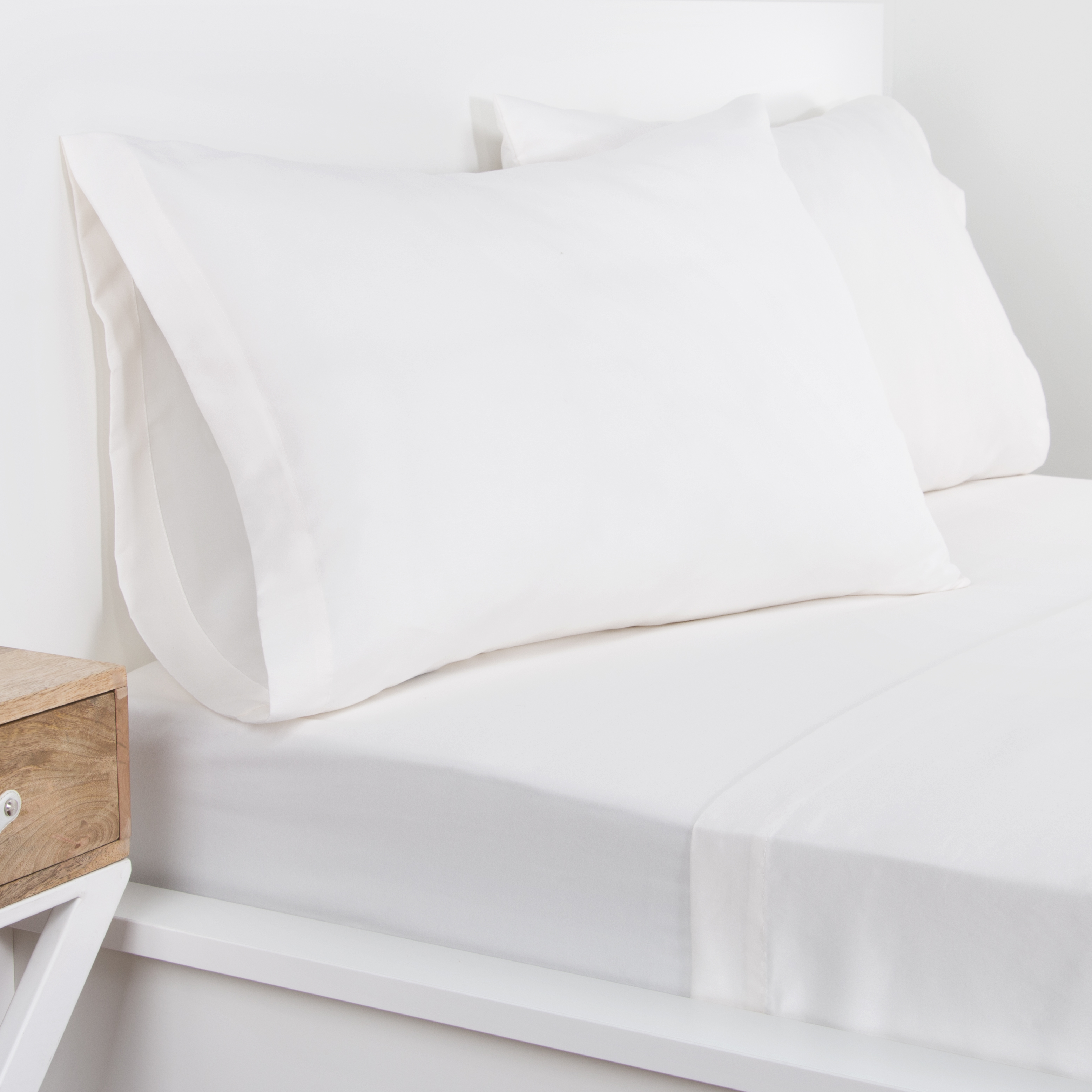 Crayola White Microfiber Sheet Set