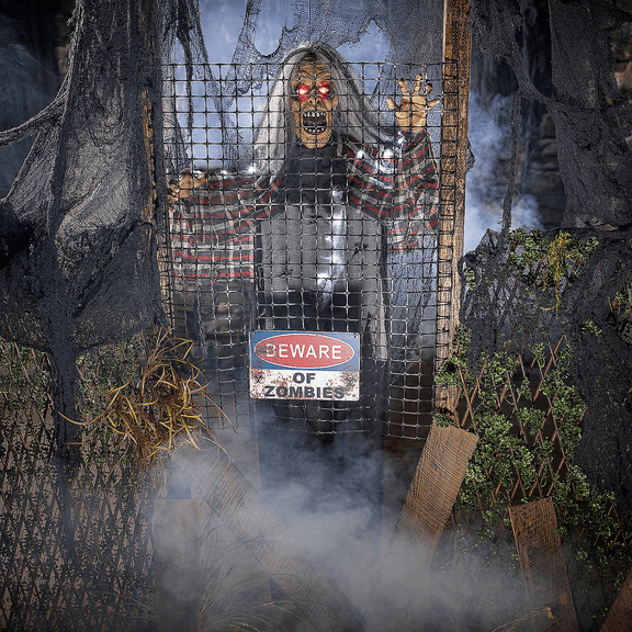 Fun Express Halloween Scare Plastic Decoration