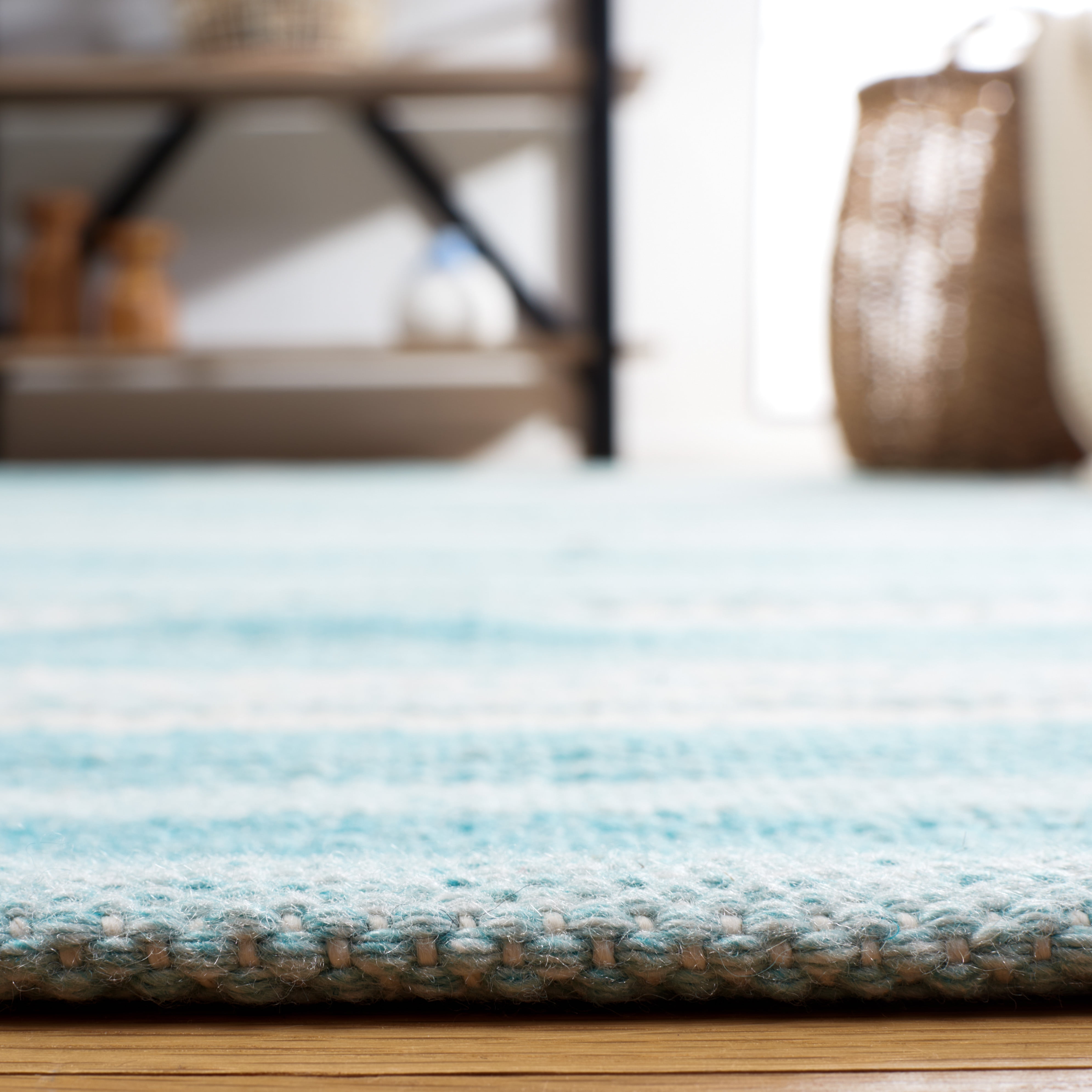 SAFAVIEH Striped Kilim Leo Striped Polyester Area Rug, Turquoise/Ivory, 4' x 6'