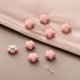 thumbnail image 1 of Hebillas de fijación de la cubierta del edredón | Clips nórdicos sin alfileres para ropa de cama segura | Sujetadores de edredón sin daño | Fácil de usar | Se adapta a todos los edredones, 1 of 3