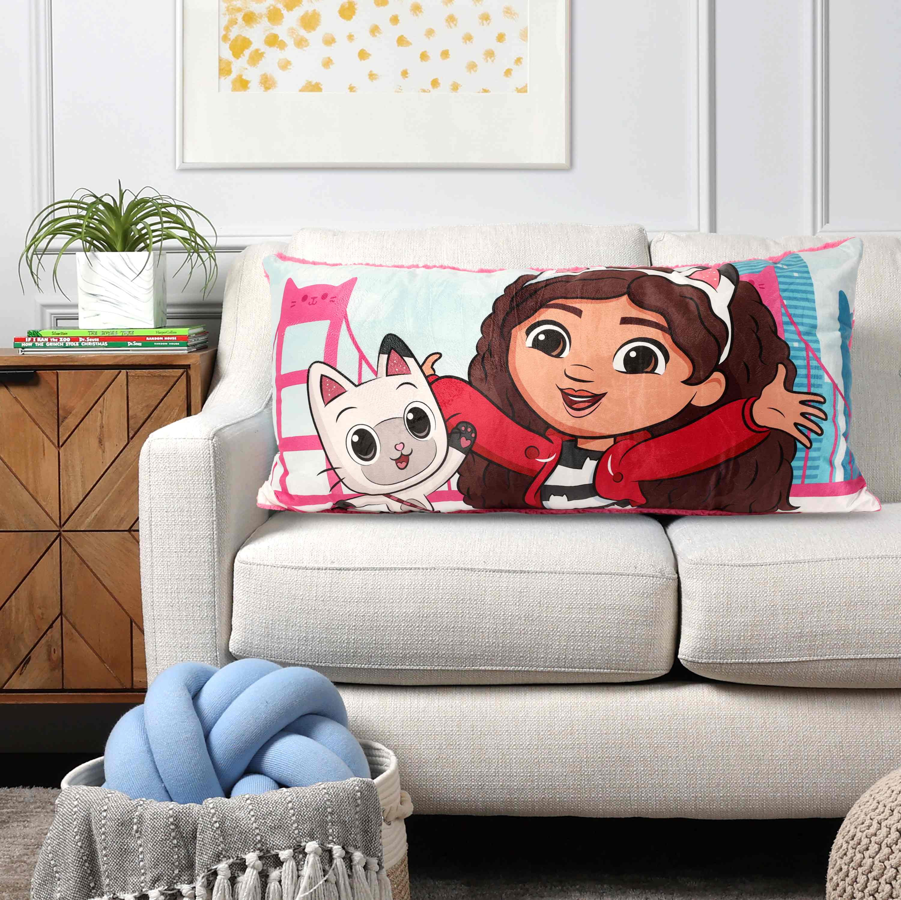 Oreiller de corps Gabby's Dollhouse 18po x 36po COUSSIN DE CORPS GABBYS DOLLHOUSE