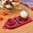 thumbnail image 4 of Cortador de cocina de alambre para huevos con alambre de acero inoxidable para huevos duros, cortador de huevos 2 en 1 de acero inoxidable para fresas, kiwis, salchichas (rojo), 4 of 5