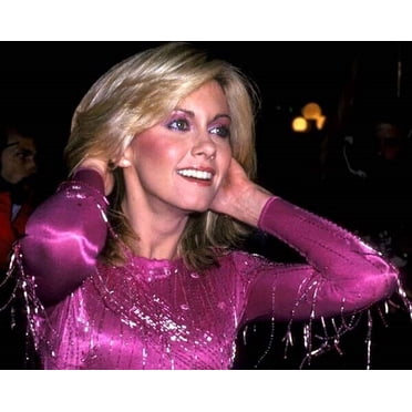 Olivia Newton-John looks stunning in purple sequined dress 8x10 inch photo