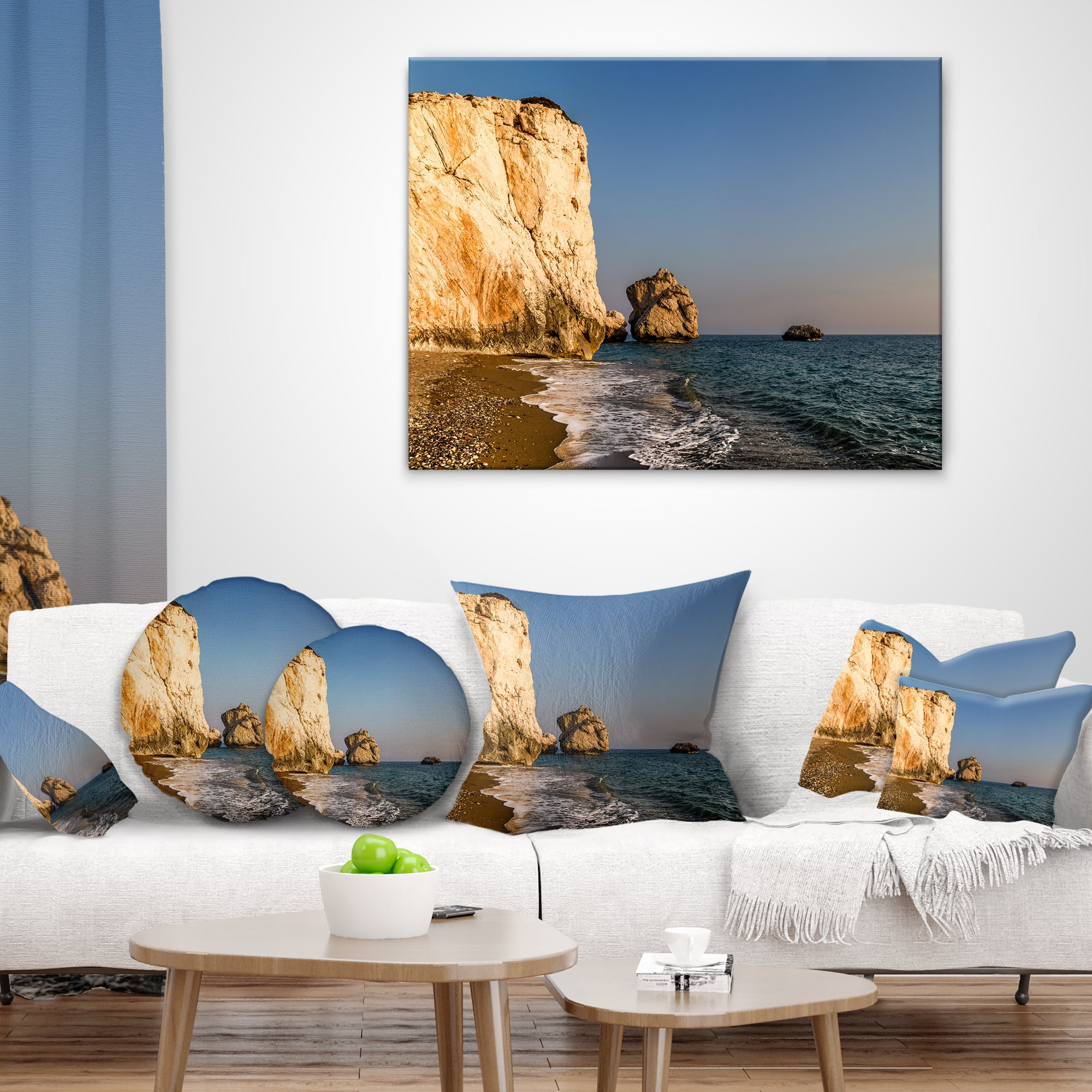 Designart Petra tou Romiou or Aphrodite s Rock - Seashore Throw Pillow - 16x16