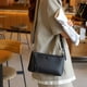 thumbnail image 5 of Bolso bandolera de piel de vaca de capa simple de moda para mujer Bolso de hombro de mujer moderno Bolso de madre Bolso de mujer de cuero genuino, 5 of 5