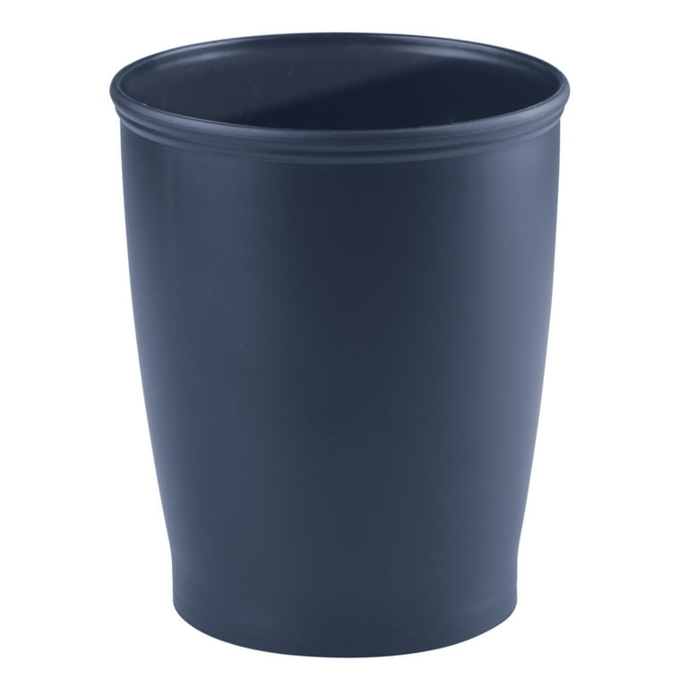 Plastic outlet garbage bin
