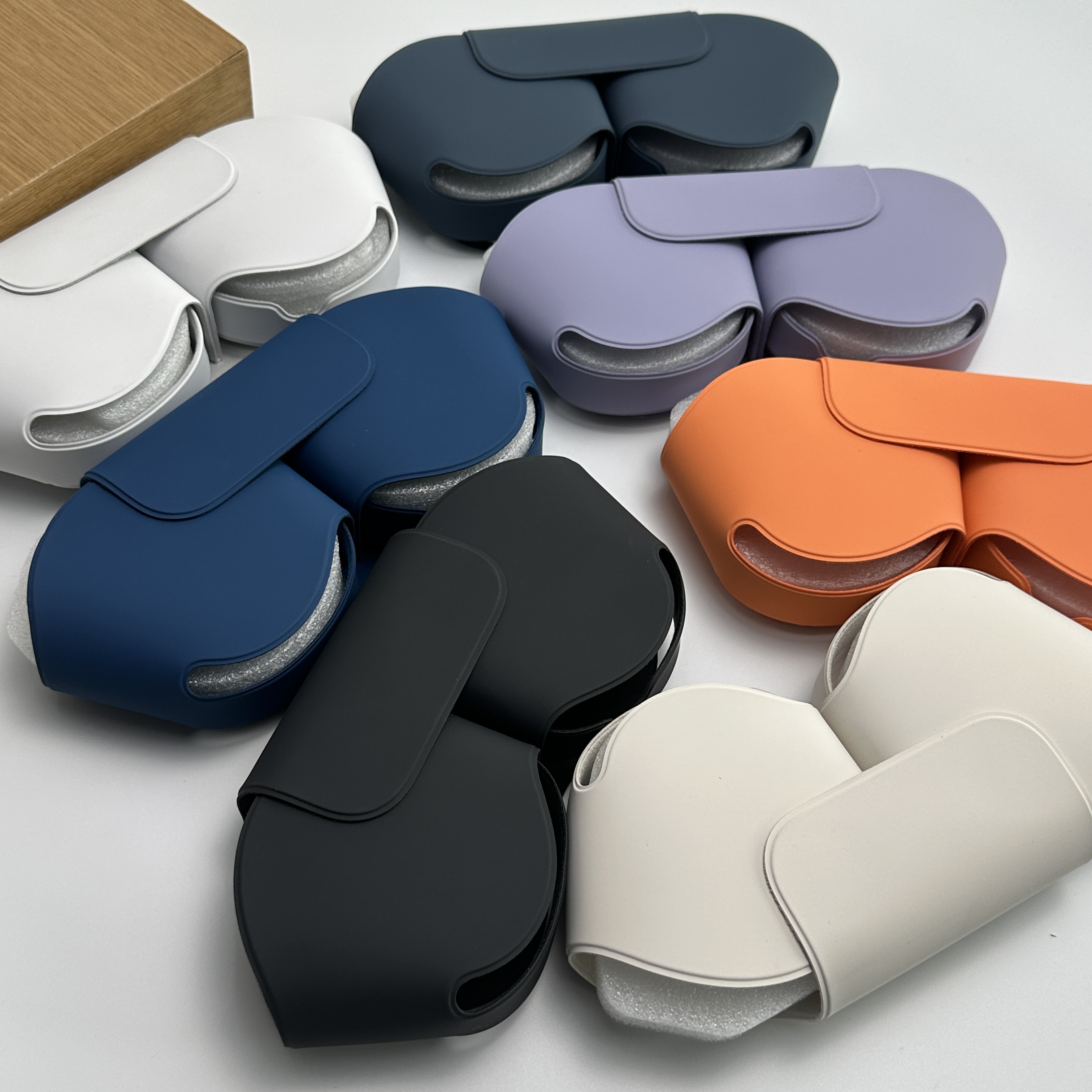AirPods Max Smart Sleep Headphone Case
