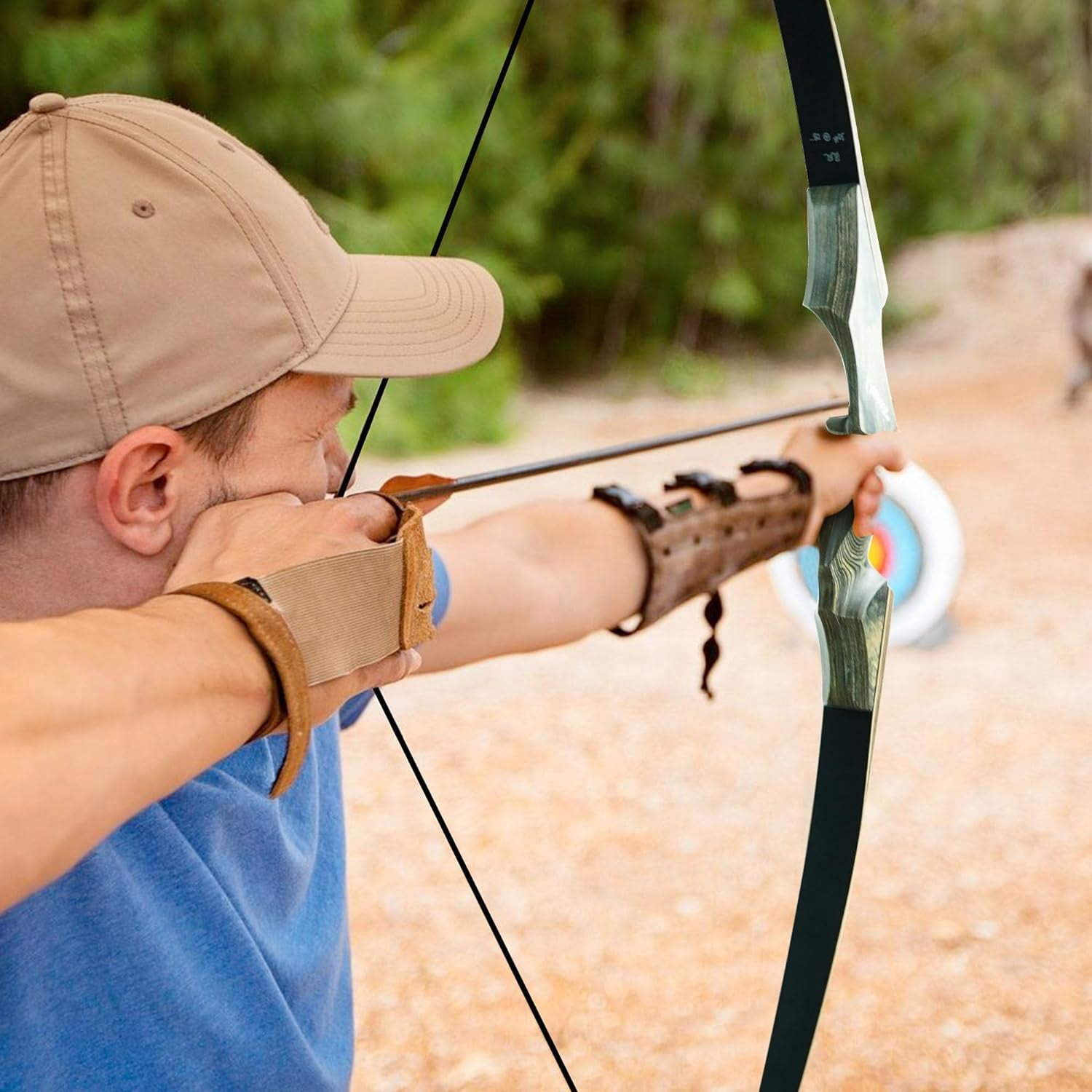 Black Hunter Takedown Longbow  60" Wooden Archery Bow Hunting Bow  RH/LH for Beginner Training Practice 20-60lb（RH-40lbs）