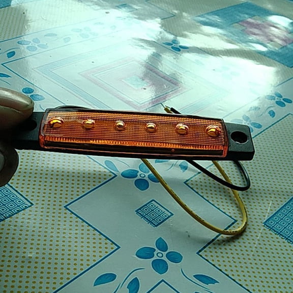 LITINKIMI 6Pcs Waterproof Yellow Boat Interior Lights Durable ABS Material for Night Navigation