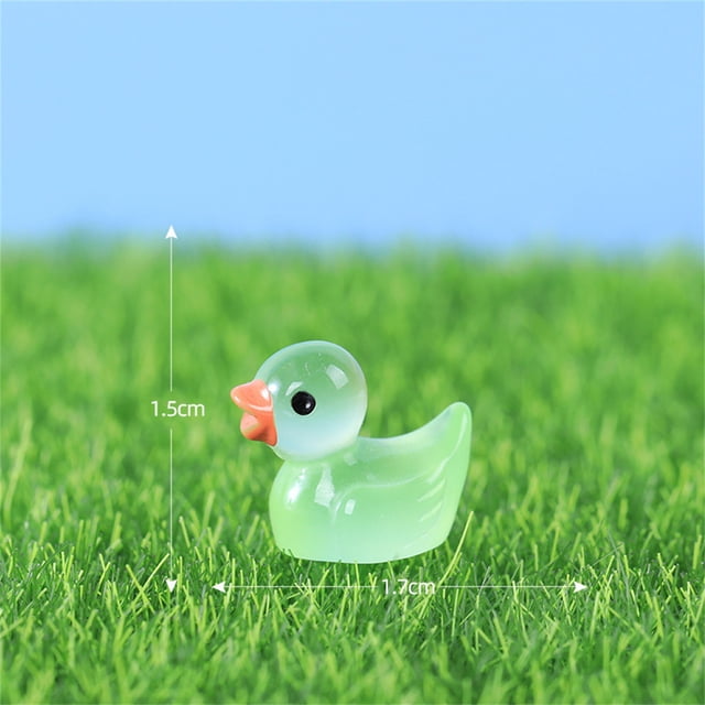 Colgante de pato amarillo brillante con pelo colorido y adorno de musgo | Bonita y caprichosa decoración para habitaciones infantiles, guarderías, jardines y fiestas.