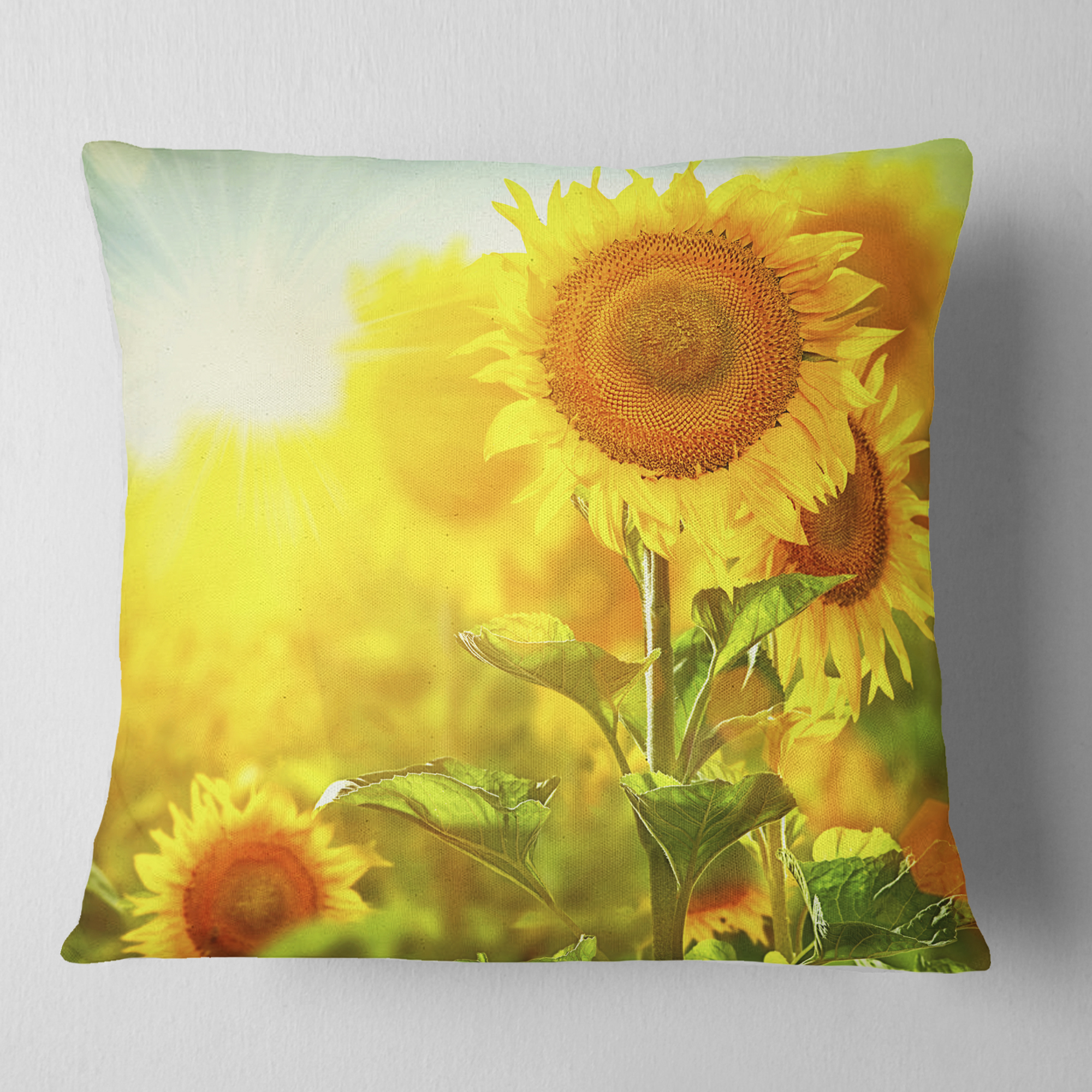 Designart Bright Sunflowers Blooming on Field - Animal Throw Pillow - 18x18