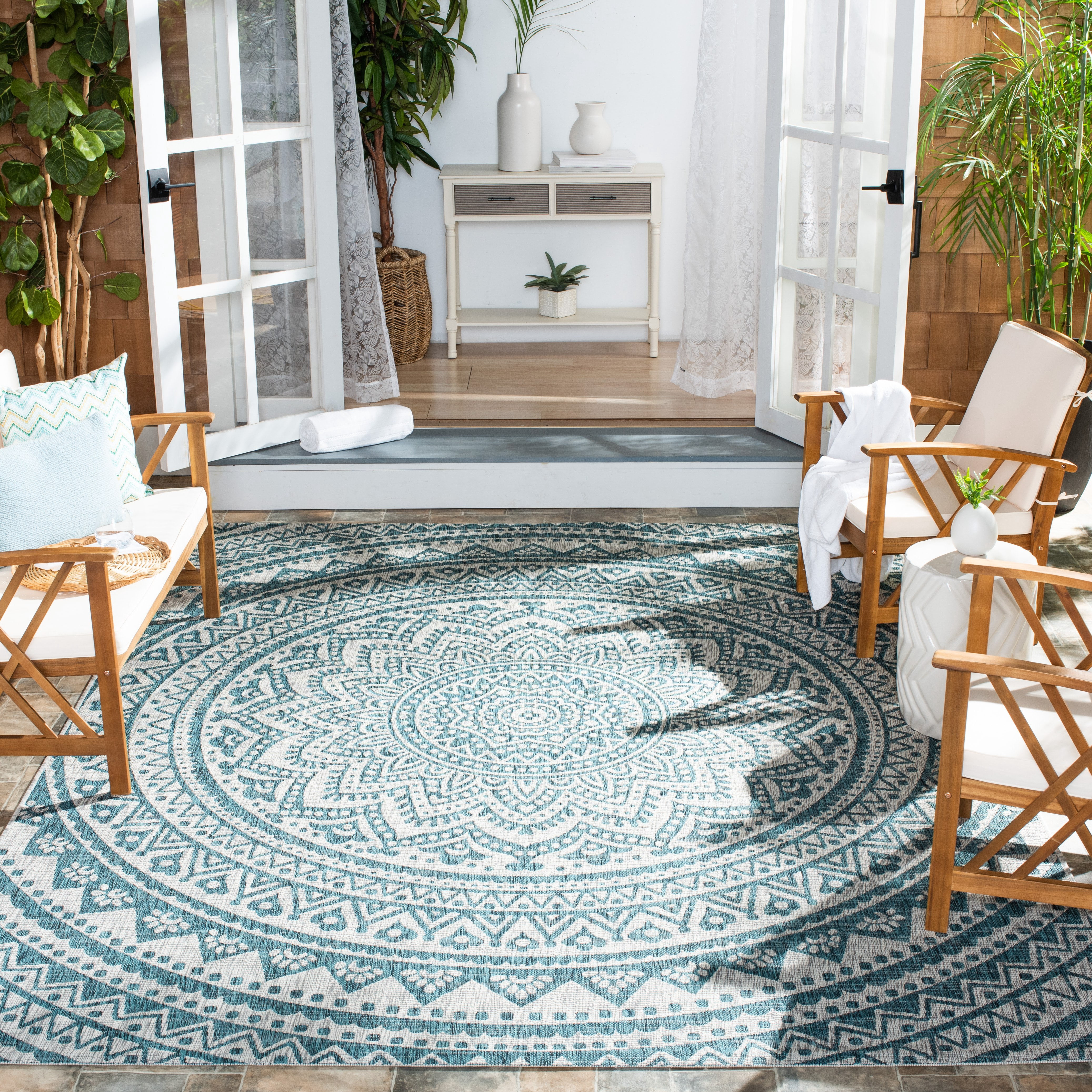 SAFAVIEH Courtyard Josiah Floral Medallion Indoor/Outdoor Area Rug, Light Grey/Teal, 8' x 10'