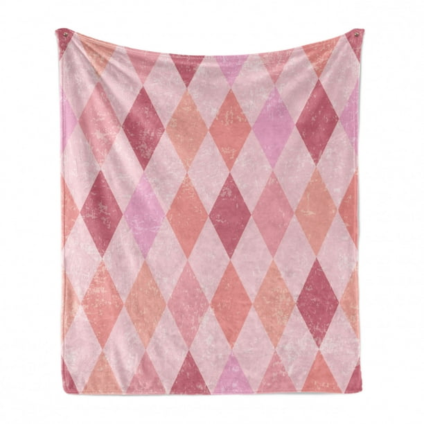 Chăn len mềm mại màu hồng: Đắm mình trong không gian êm ái và thư giãn với chăn len mềm mại màu hồng. Sản phẩm được đánh giá cao bởi chất lượng tuyệt vời của chất liệu và độ bền của sản phẩm. Thiết kế đơn giản và thanh lịch tạo nên một sự hiện đại và ấm cúng cho không gian của bạn. Hãy thử sức và tận hưởng cảm giác thư giãn với chăn len mềm mại màu hồng.