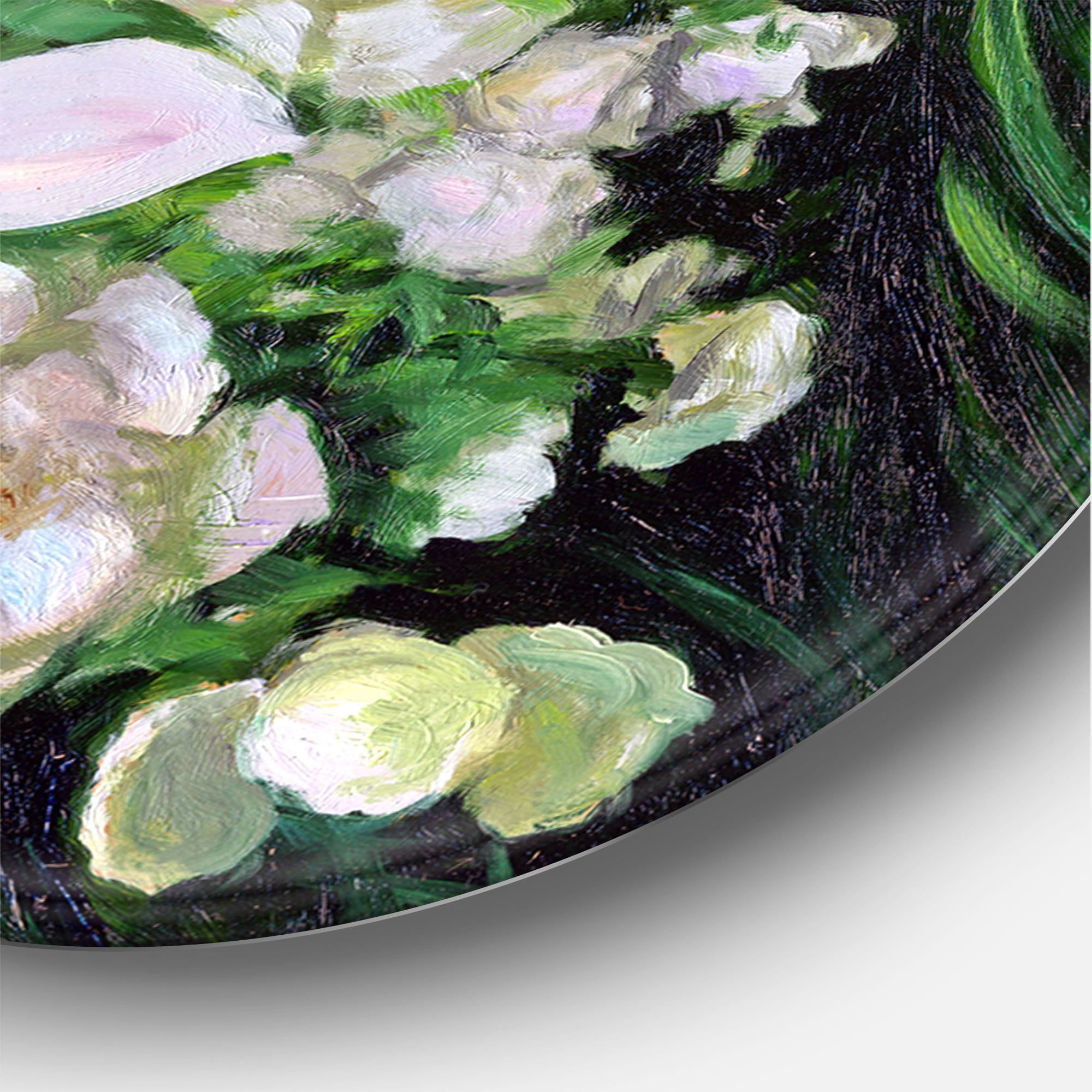 Designart 'Bouquet Of White Roses With Green Leaves' Traditional Circle Metal Wall Art 29x29 - Disc of 29