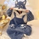 thumbnail image 1 of Pijama de una pieza de terciopelo coral con diseño de lobo gris grande para mujer, con capucha gruesa de invierno, lindo, de talla grande, suelto, con dibujos animados, para usar en casa, 1 of 4